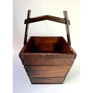 19th Century Primitive Wooden Gathering Basket Farm Tote Pantry Box